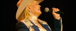 Lynn Anderson - 1